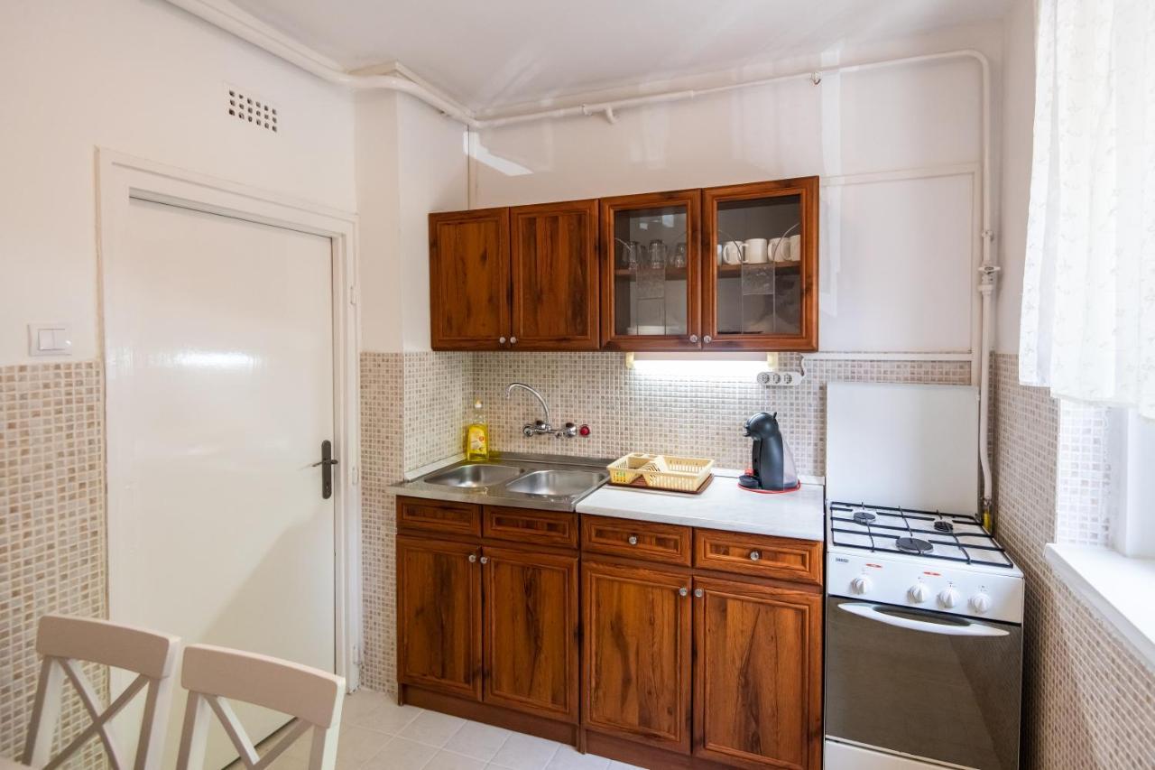 Kis Janos Apartman Sopron Exterior photo